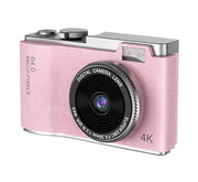 Digitalni retro fotoaparat za decu – kamera sa igricama, video snimanjem i ekranom 2.4