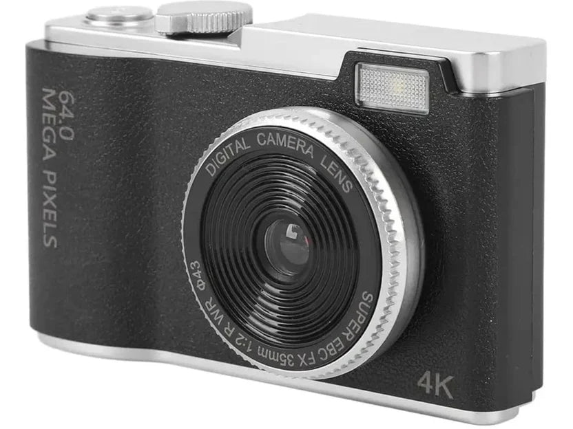 Digitalni retro fotoaparat za decu – kamera sa igricama, video snimanjem i ekranom 2.4